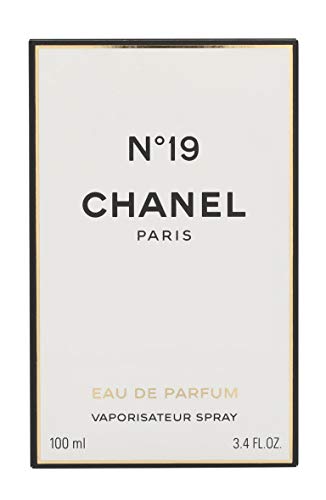 № 19 от Chanel за жени, Парфюм вода-Спрей, 3,4 грама